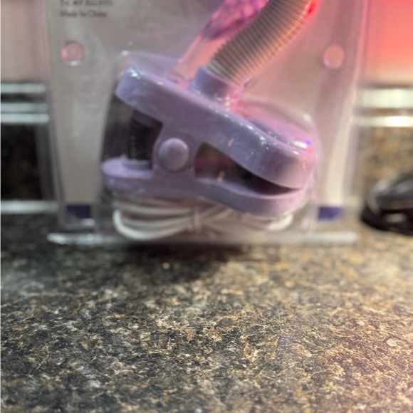 Purple Stroller Clip Fan - Picture 5 of 6